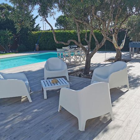 Villa Hibiscus 卡斯泰拉马莱 外观 照片